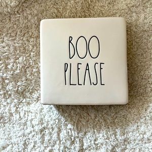 Cute ceramic Halloween decoration.